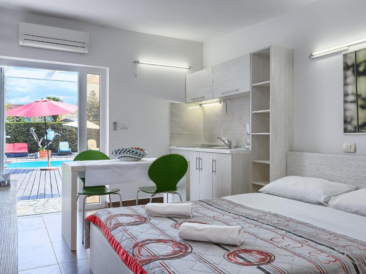 Apartment Nika-10 Umag Bagian luar foto