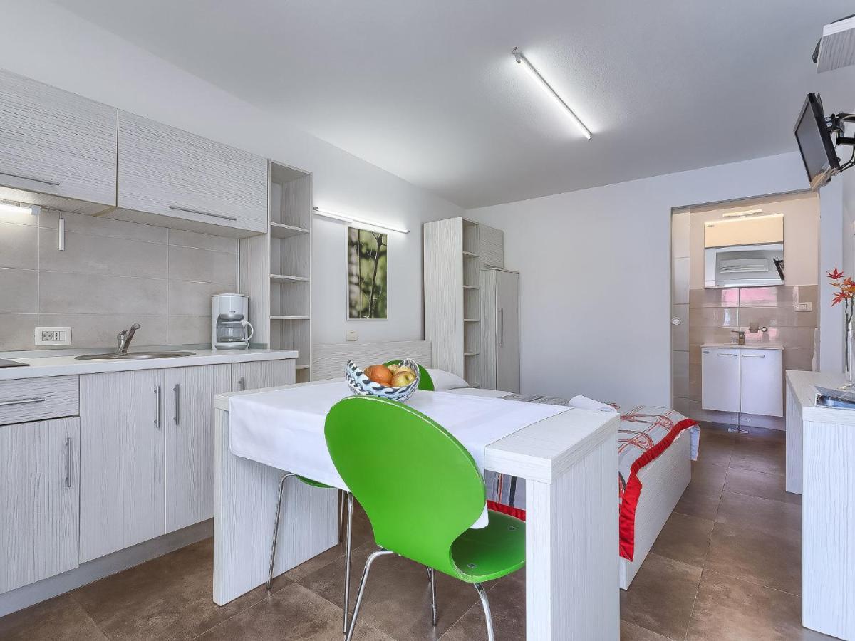 Apartment Nika-10 Umag Bagian luar foto